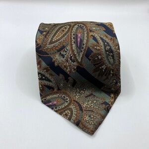 Burberrys of London Paisley 100% Silk 4" Neck Tie